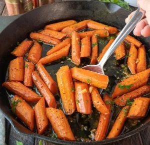 Delicious honey garlic roasted carrots recipe