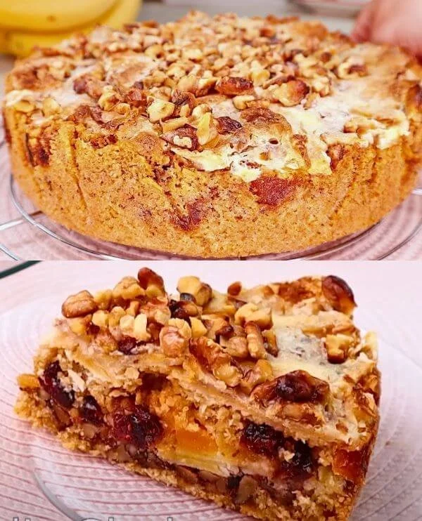 Delicious Oatmeal Apple Cake topped with fresh apples and oats.